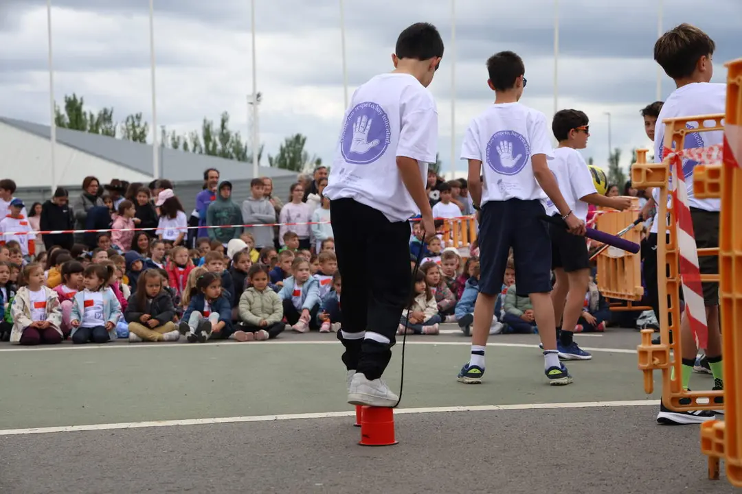 Día de la Educación Física en la calle 8