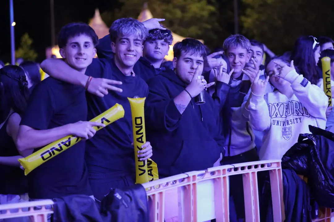 Fiestas Chicas 2026: viernes noche11