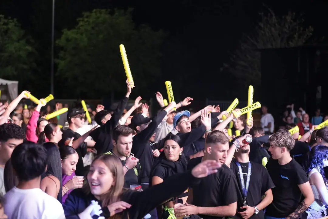 Fiestas Chicas 2026: viernes noche29