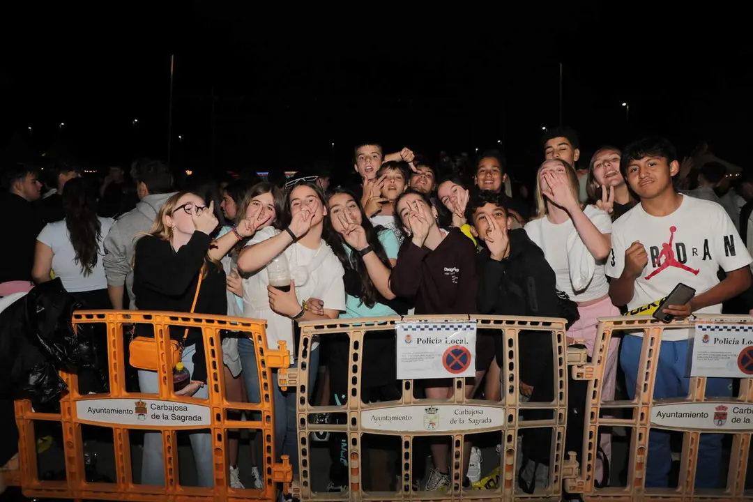 Fiestas Chicas 2026: viernes noche53