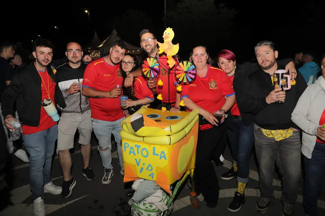 Fiestas Chicas 2026: viernes noche84