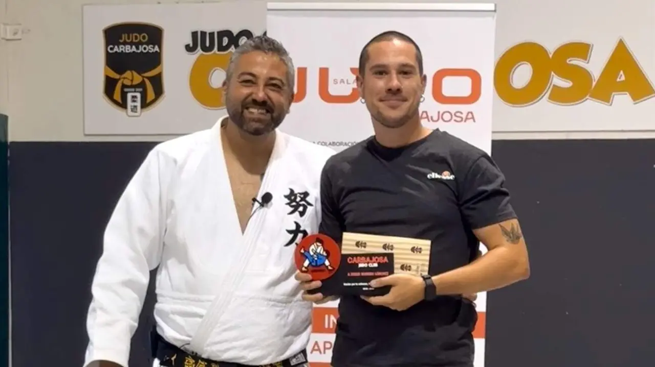 Entrega de diplomas del Club Judo Carbajosa 2026 (13)