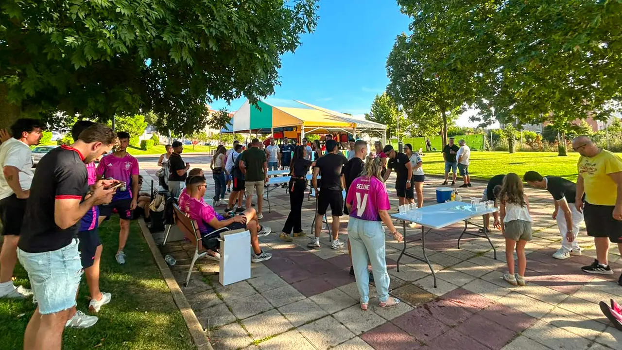 La Pe&ntilde;a Pinta en Copas organiz&oacute; una nueva edici&oacute;n de su torneo de beerpong