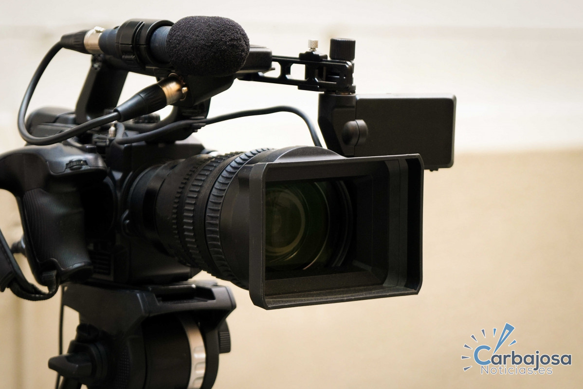 Professional digital video or movie camera with mi 2021 08 29 01 21 52 utc