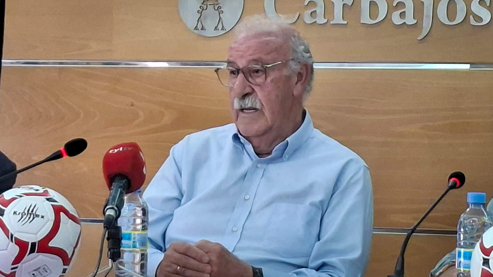El exseleccionador nacional, durante la rueda de prensa de presentación de su campus